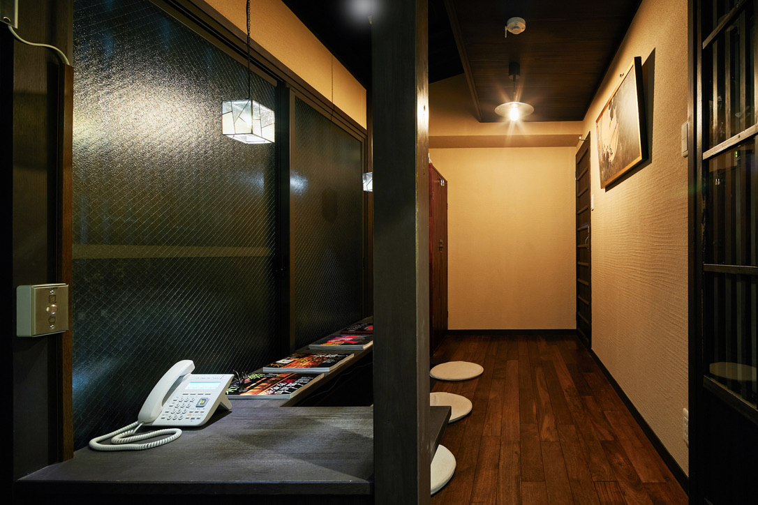 ききょう　帳場（夜）