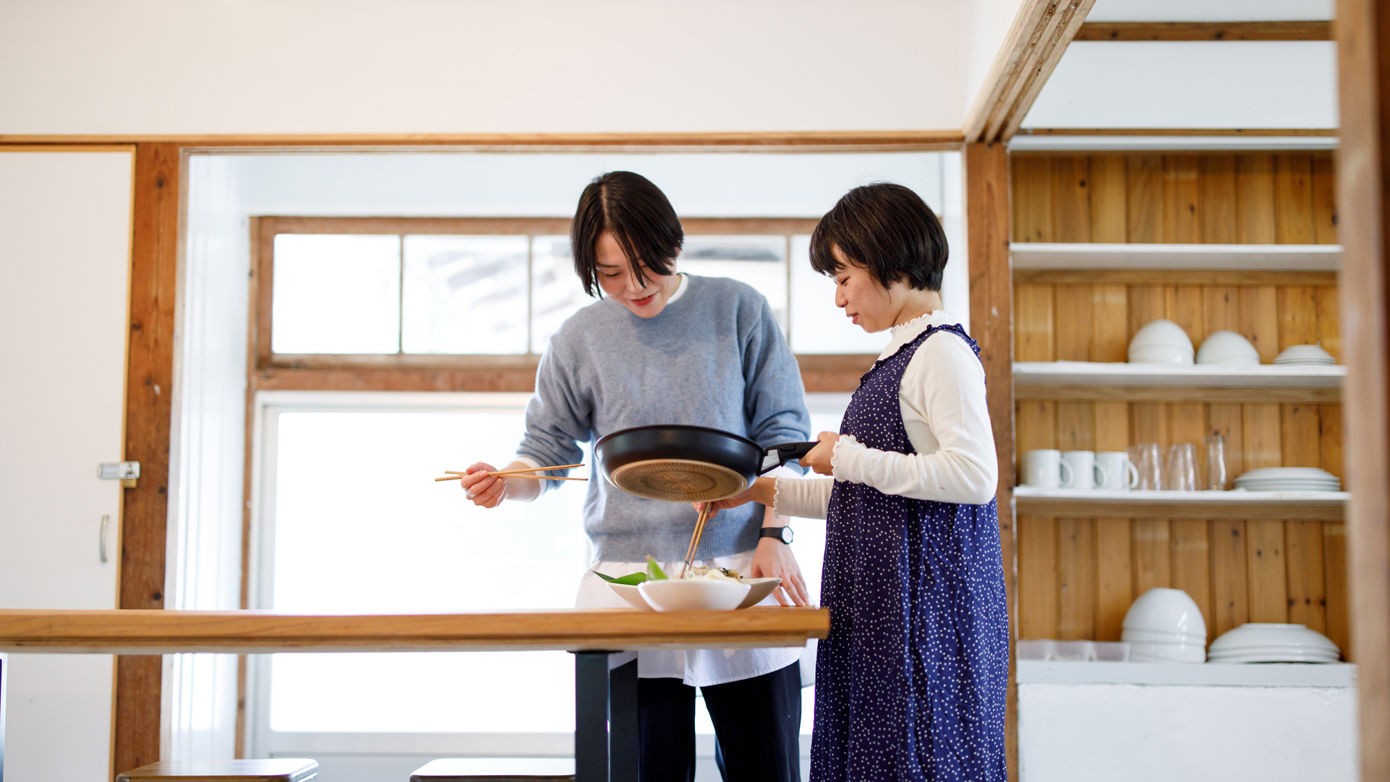 自炊／暮らすように泊まる。お食事は自炊の為の設備を完備。