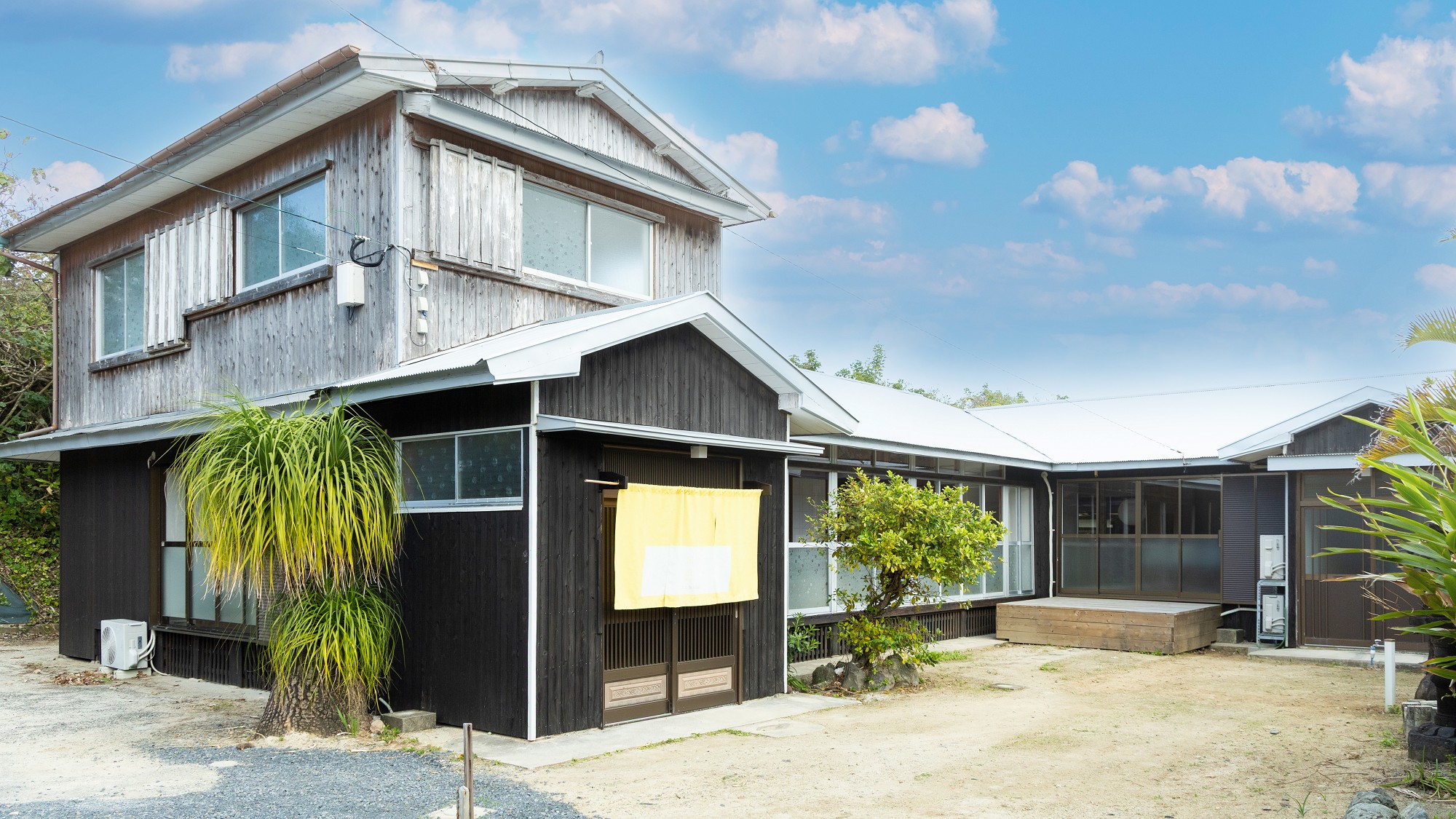 「ハマボウゆれる波音の宿」外観