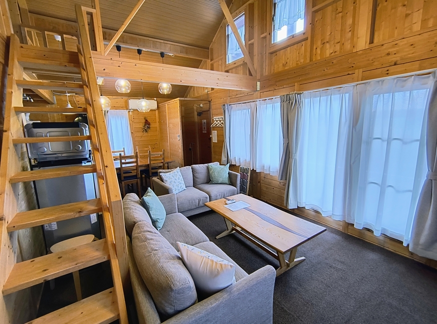 【2泊以上でお得な連泊プラン】1棟まるまる自由に使える木の温もりの貸別荘