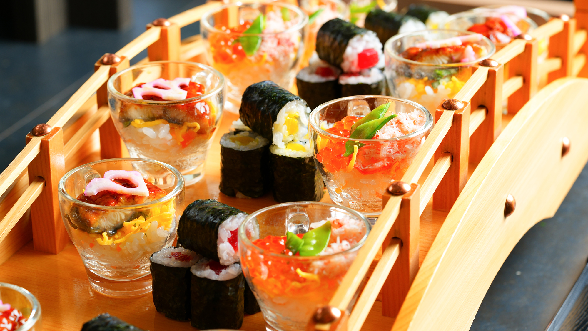 ■エグゼクティブバイキング■素材の旨みを引き立てた、上品な鮨