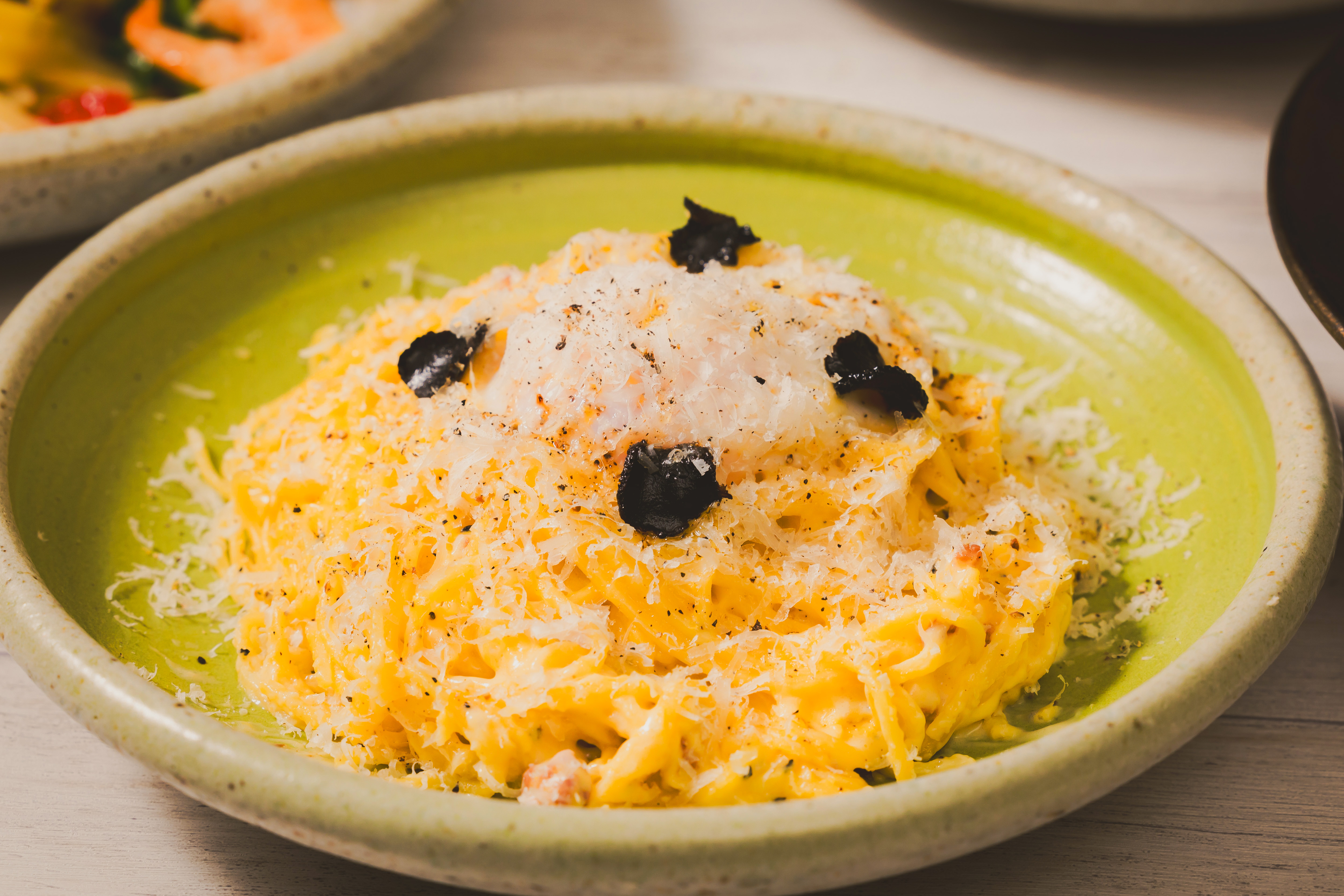 トリュフ カルボナーラ