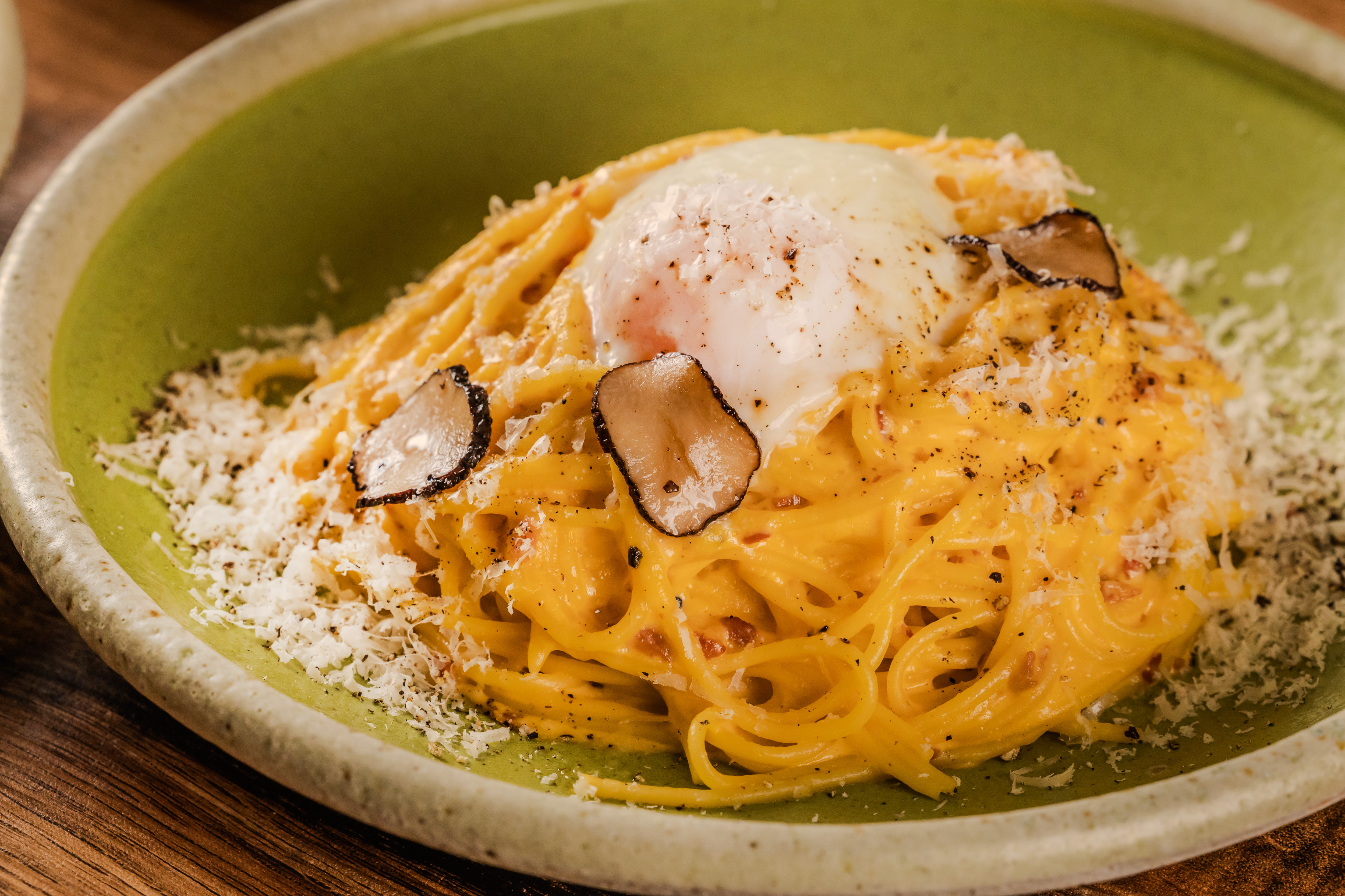 トリュフ カルボナーラ