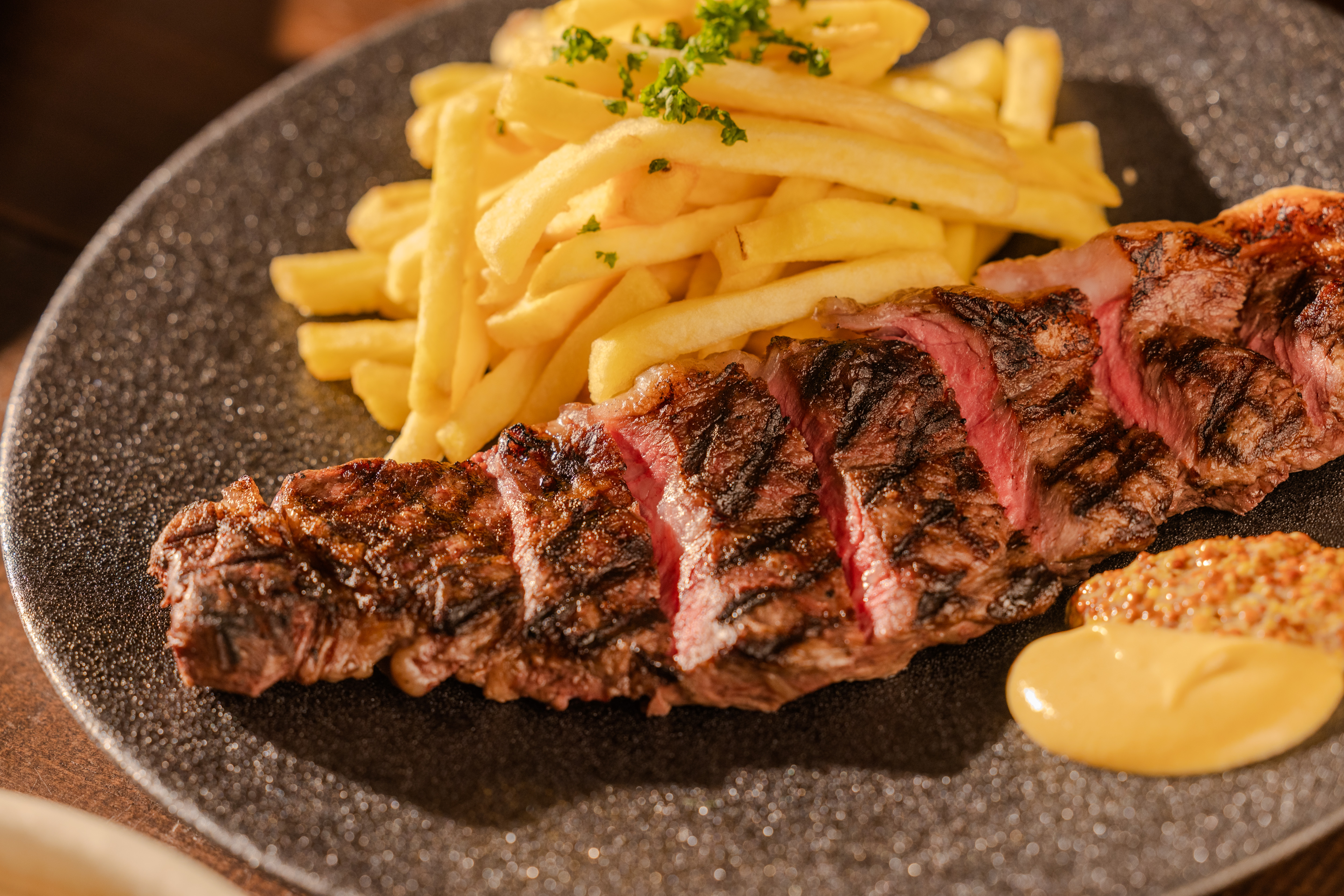 ステークフリット ＜北海道産牛使用＞