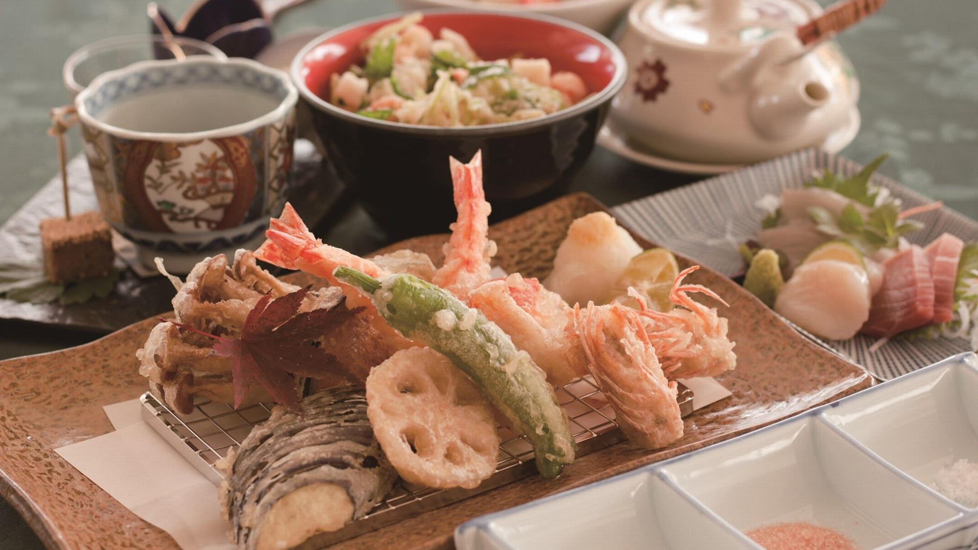 旬の食材を天婦羅で　※一例