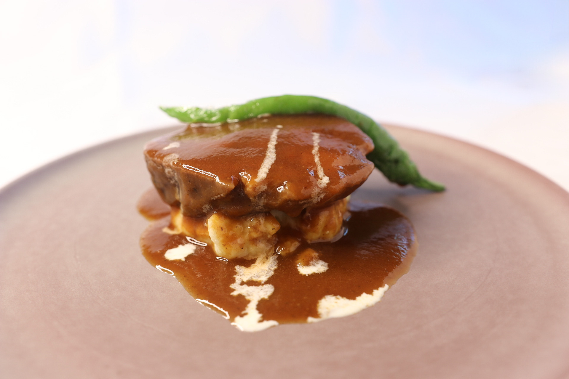 ランチメイン：仔牛のタンシチュー ※冬限定