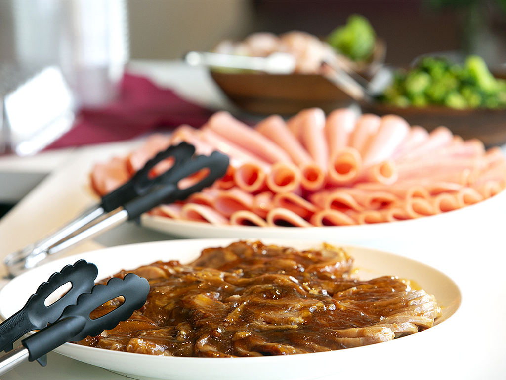 朝食ビュッフェ