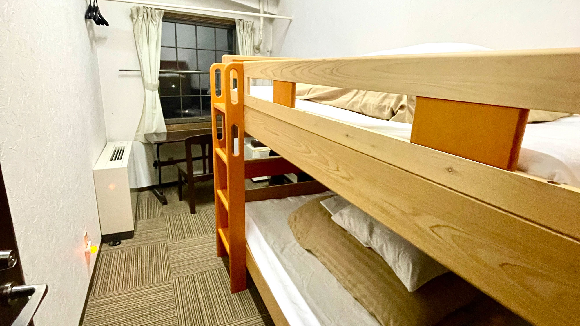 ■2段ベッド1台のお部屋■※共用トイレ、バス無し