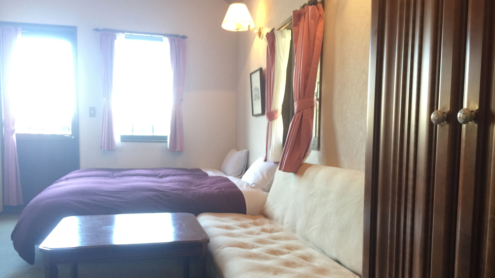 【301号室】スーペリア4人部屋レイクビュー