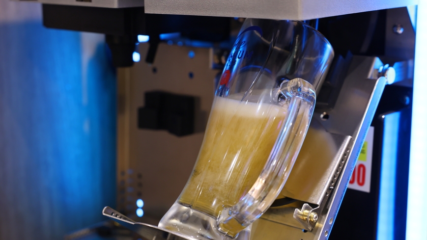 【レイトアウトと飲み放題付きプラン！＜朝食付き＞】