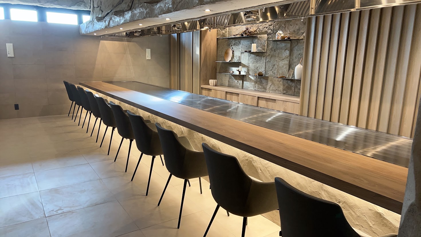鉄板焼き「grotte」