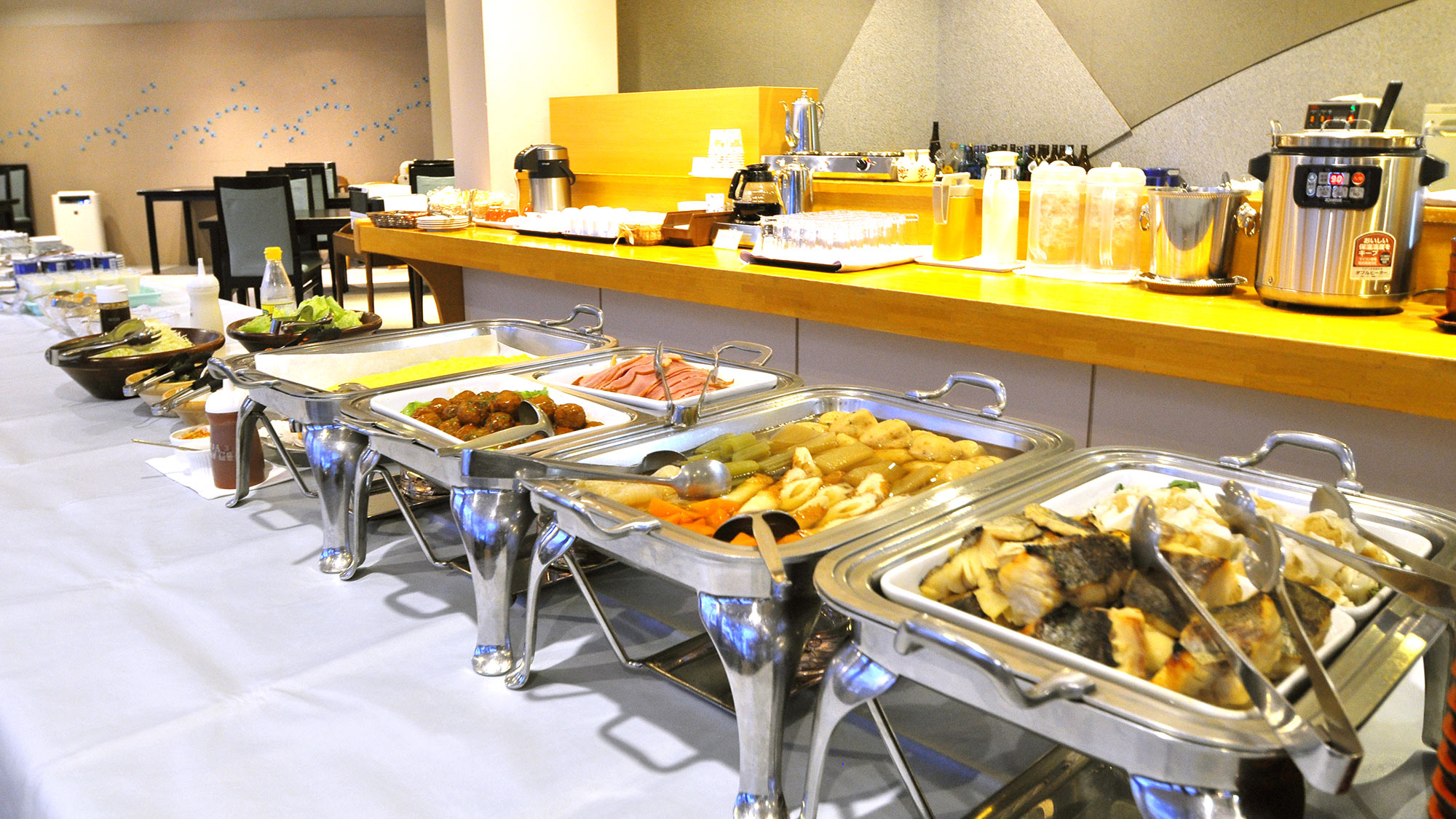 【ご朝食】朝食はバイキングでご用意しております（定食となる日もございます）