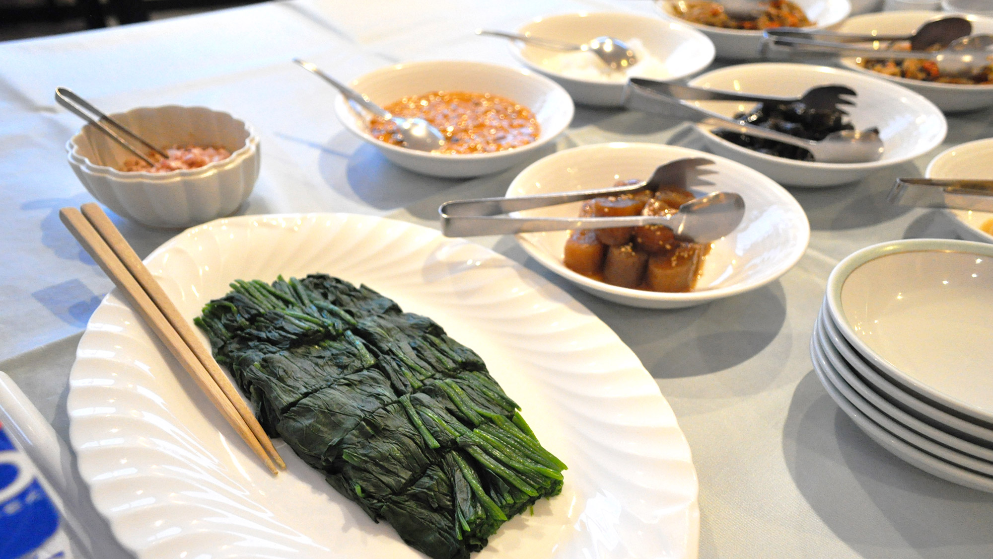 【ご朝食】和食のおかずを豊富にご用意しております