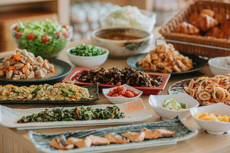 【くれたけ会員様限定】新規入会も歓迎！5％割引きプラン《無料朝食＆ハッピーアワー》