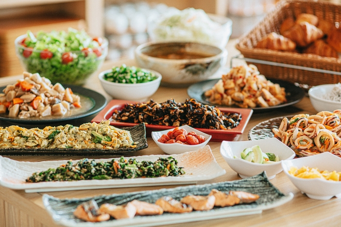 【2連泊】清掃不要でお得にステイ♪《朝食バイキング＆ハッピーアワー付☆》