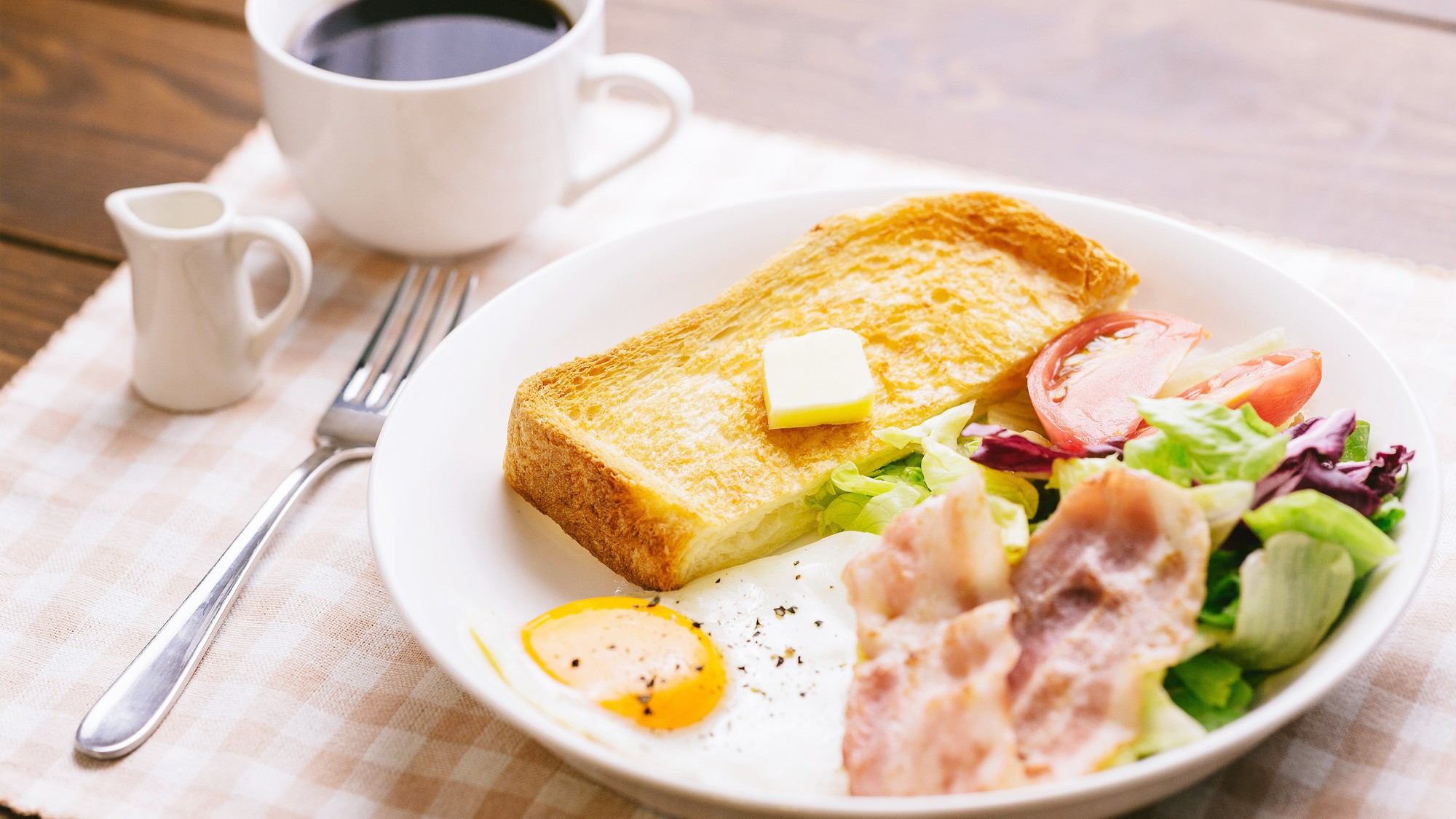 【朝食バイキング・ハッピーアワー】