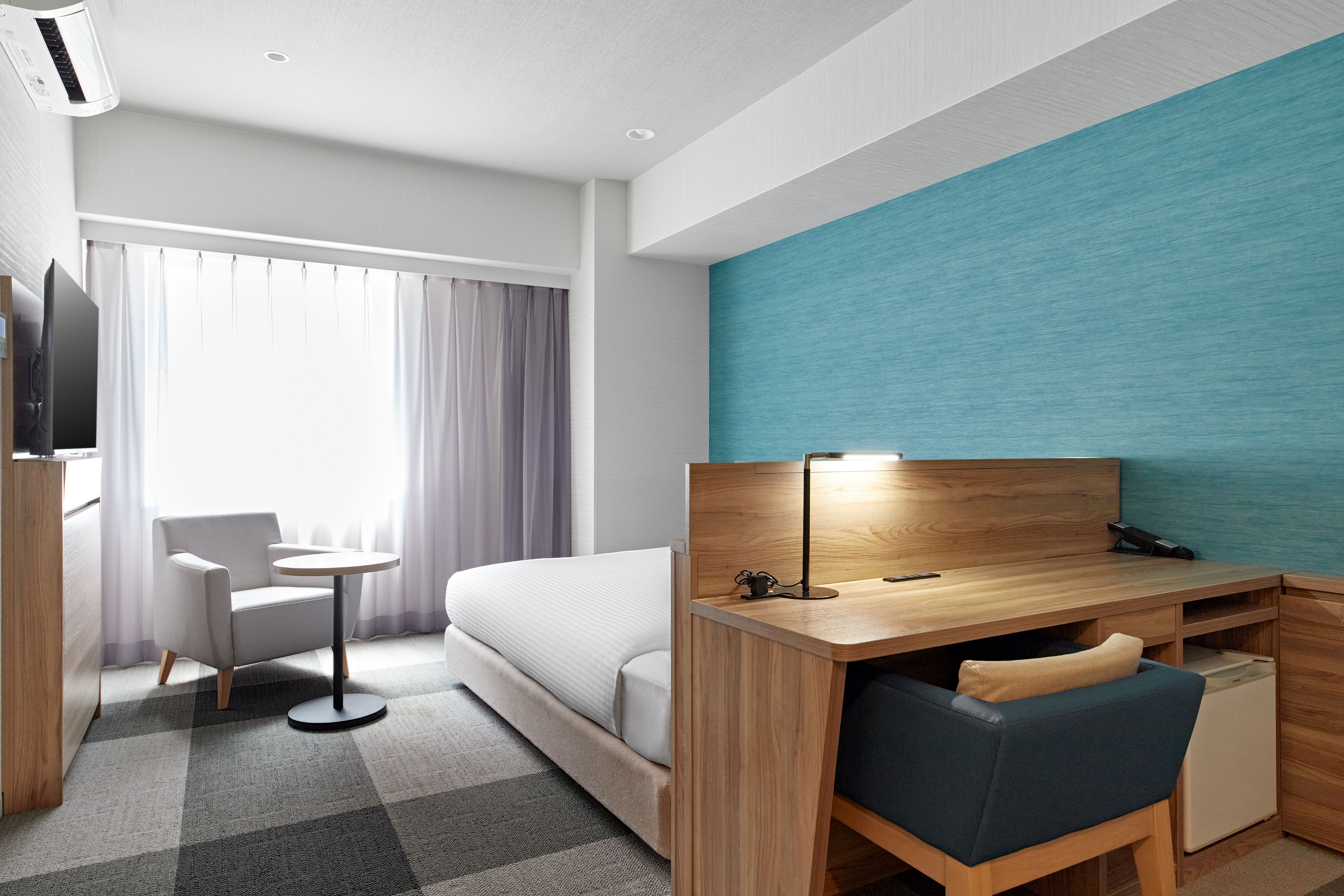 【ユニバーサルダブル】