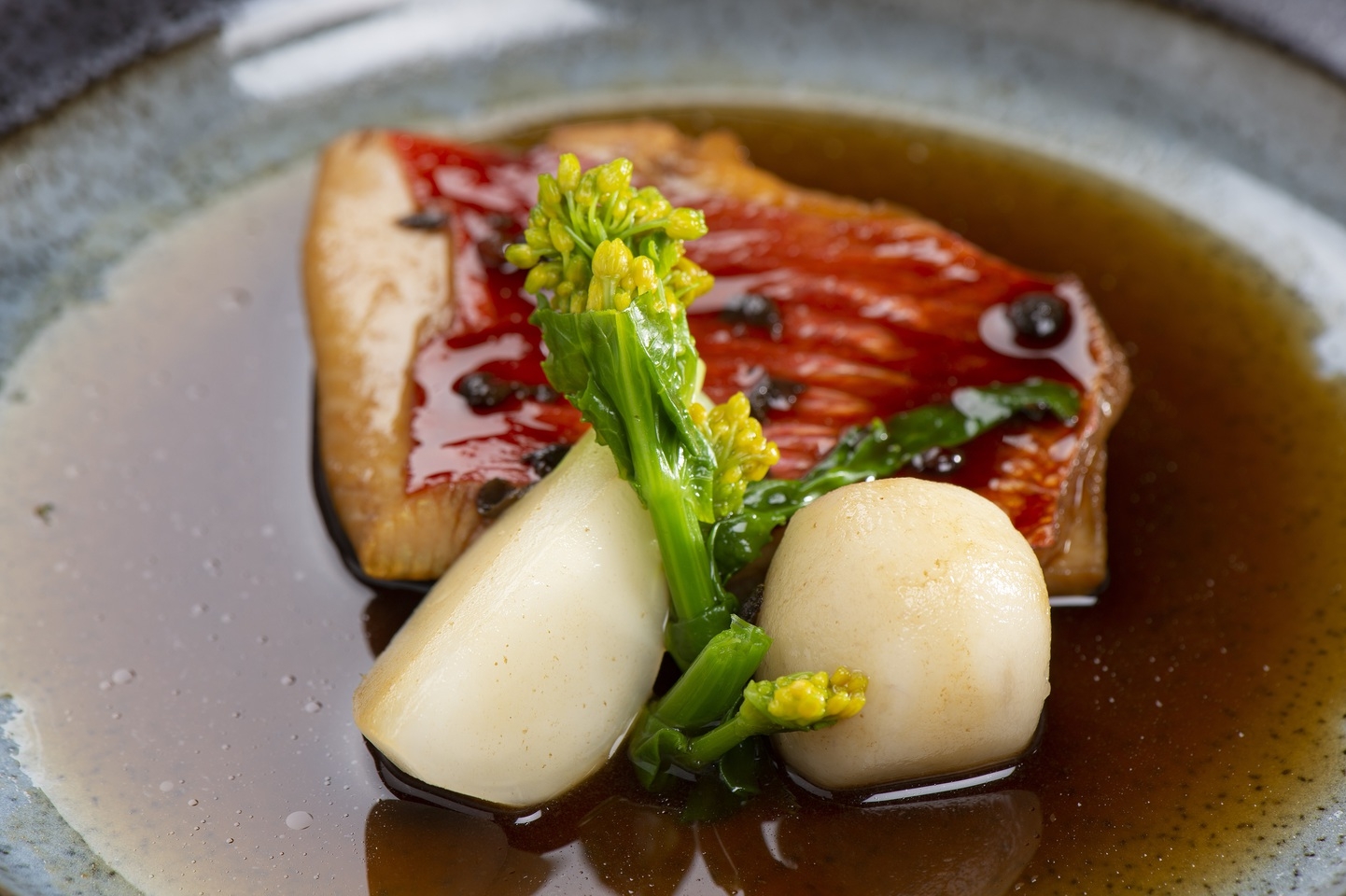 【年末年始限定プラン】伊勢海老・鮑・黒毛和牛など、贅沢食材で迎える新年のお祝い会席｜1泊2食