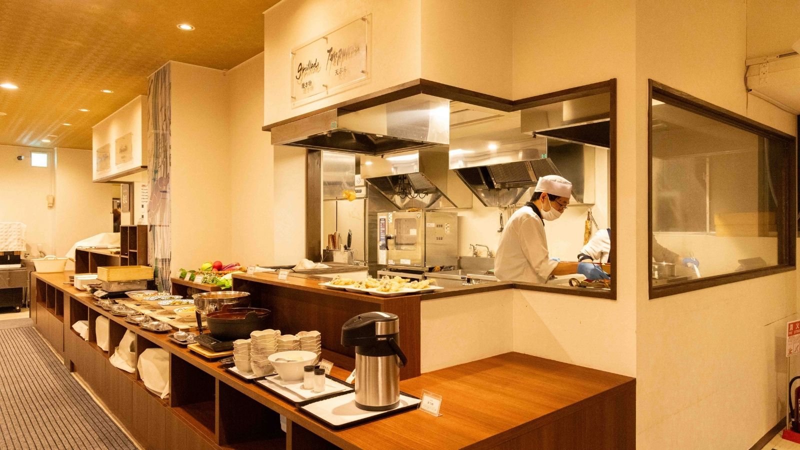 夕食ビュッフェ