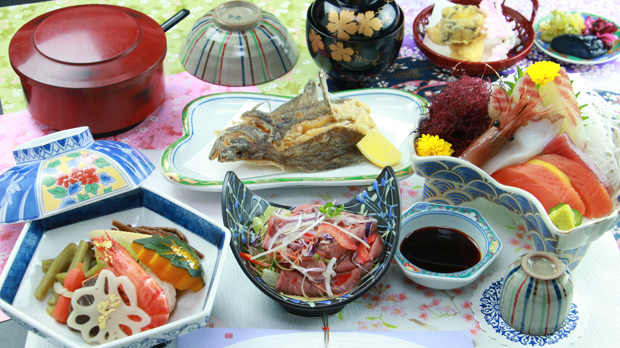 【夕食一例】ボリュームたっぷりの本格和朝食でお腹いっぱい♪