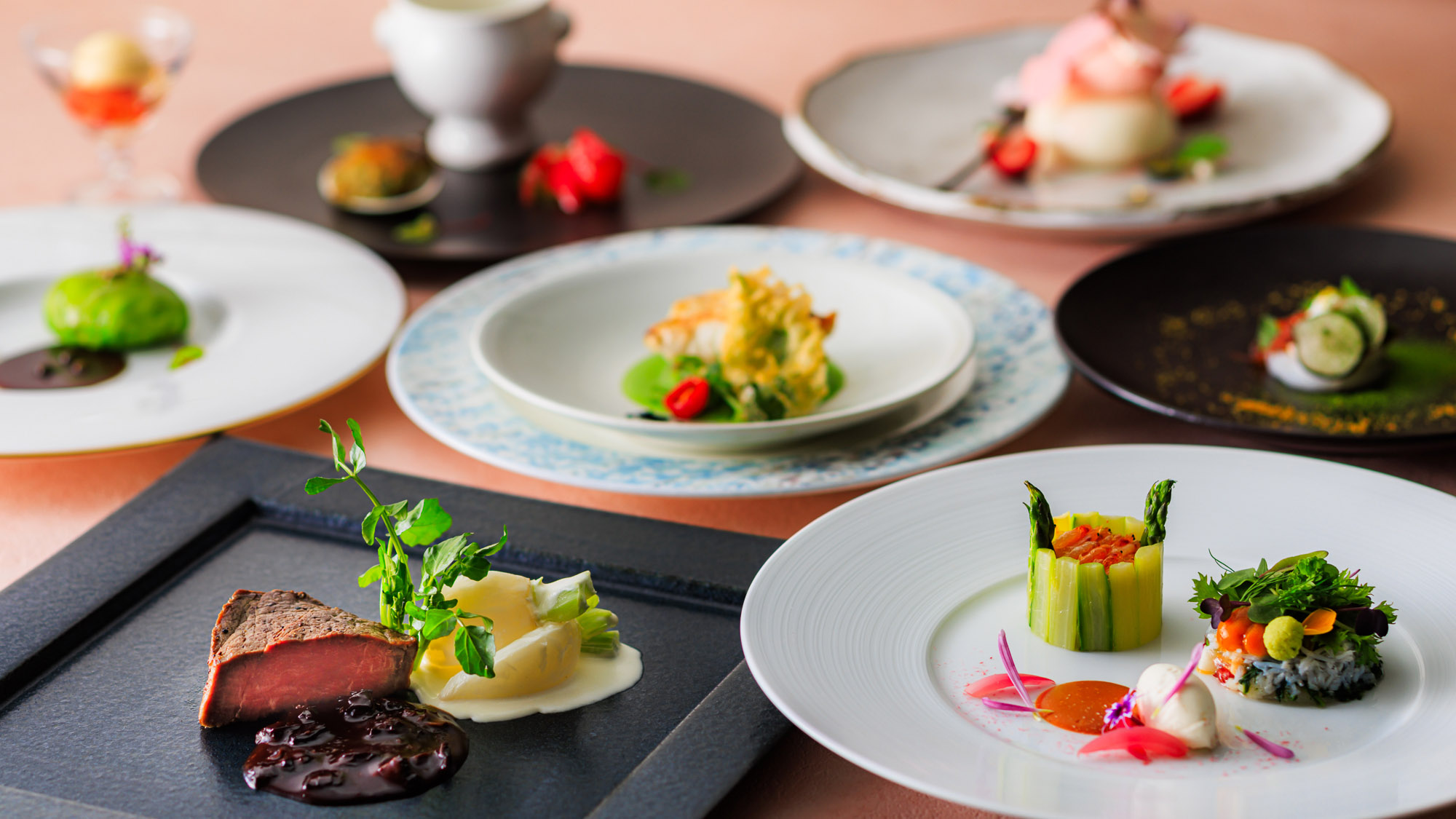 春のディナーコース：上質な食材を使用した「葉山」コース