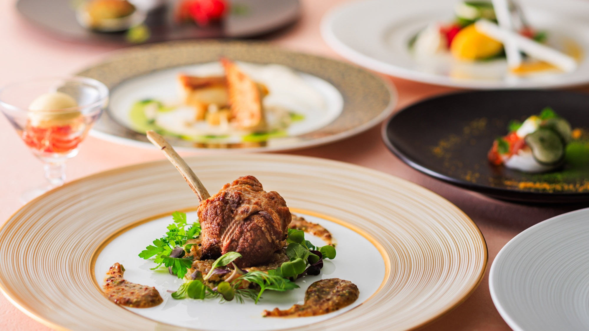 春のディナーコース：クラシカルで優雅な「鎌倉」コース