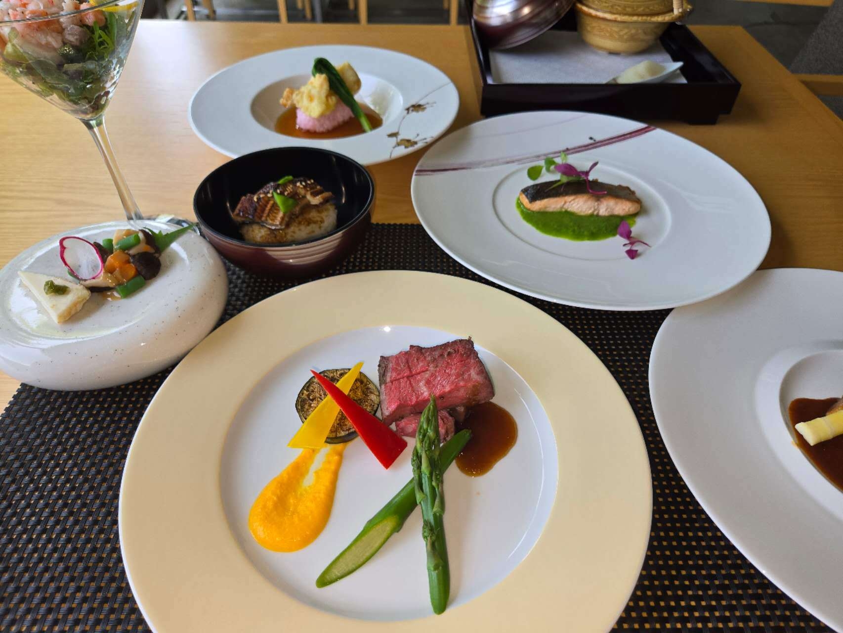 【二食付】洞爺湖を望む絶景と北海道の旬めぐりを満喫する旅【基本プラン】
