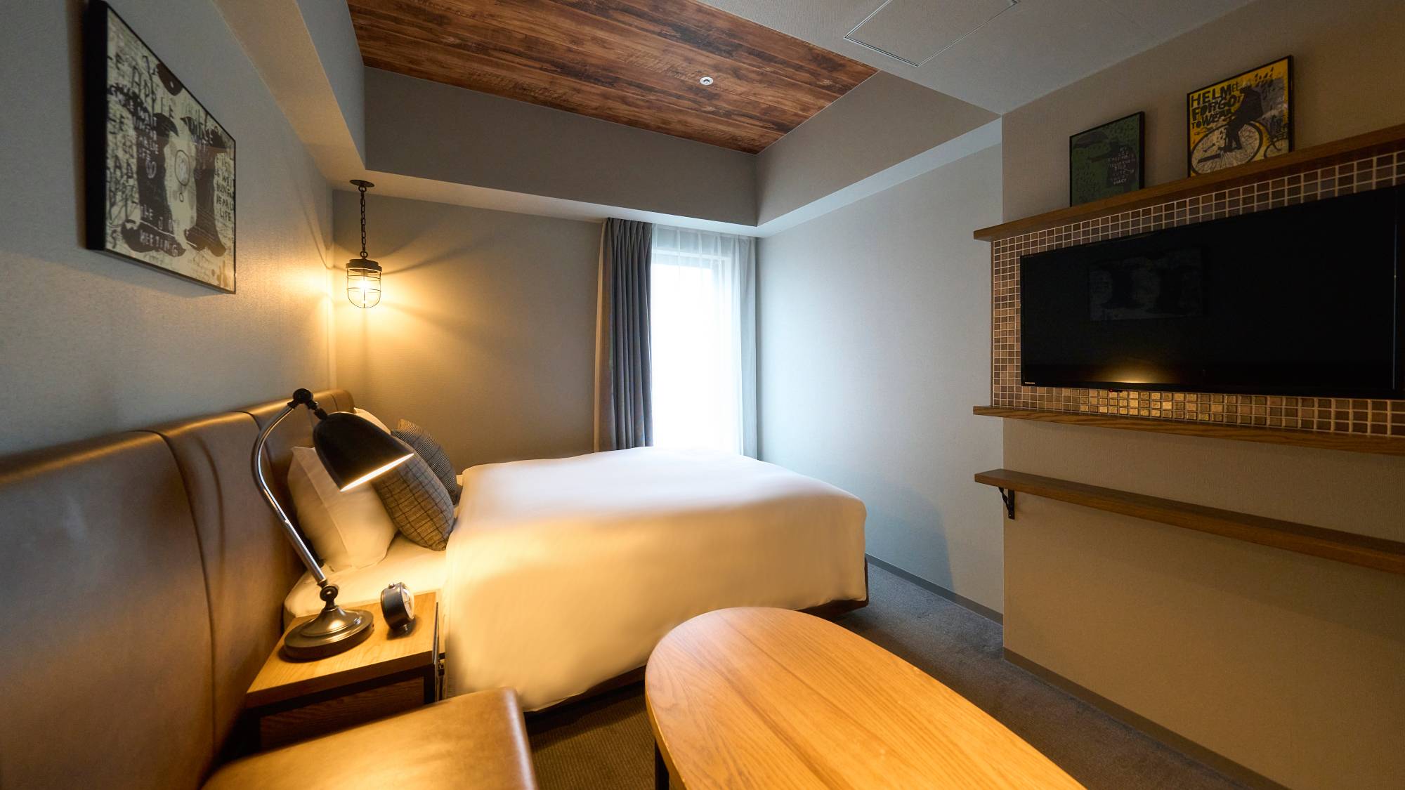 【モダレット】１～2名・15平米・ベッド幅140cm