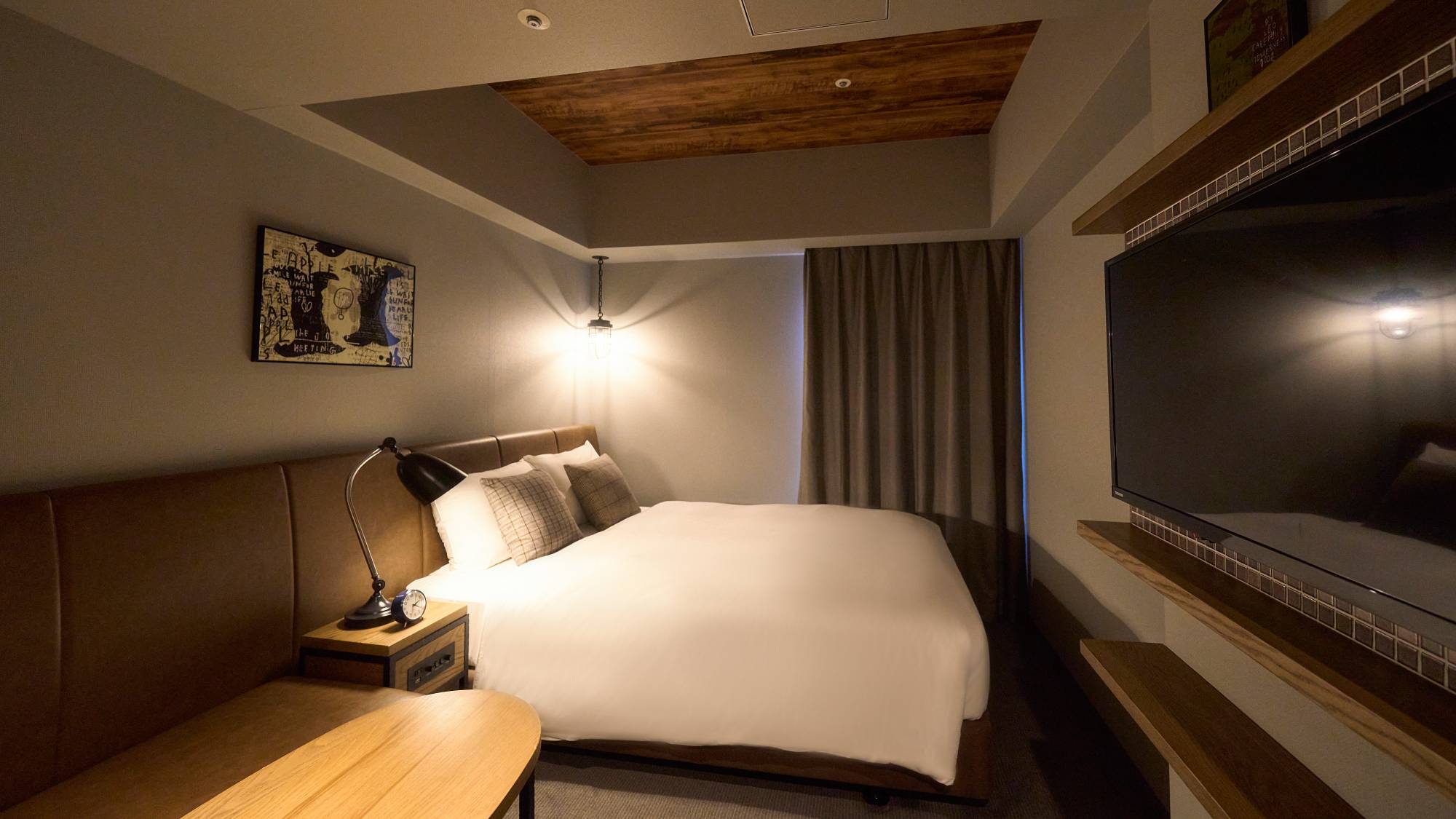 【モダレット】１～2名・15平米・ベッド幅140cm