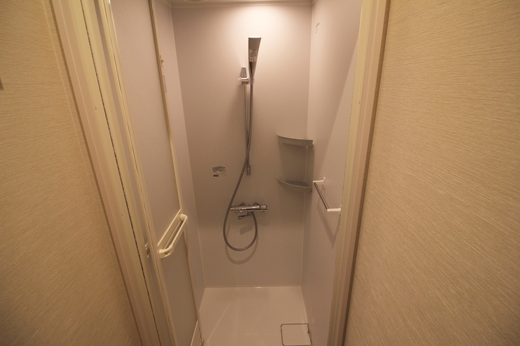 シャワールーム/Shower Room
