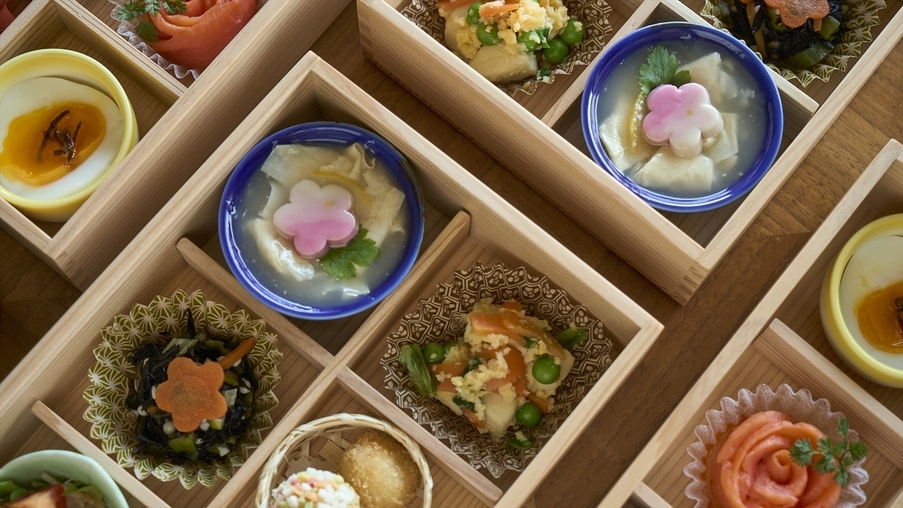 【阪井座彩り重】インルーム朝食｜伝統の味にこだわった彩り豊かな12種類の京料理＜朝食付＞