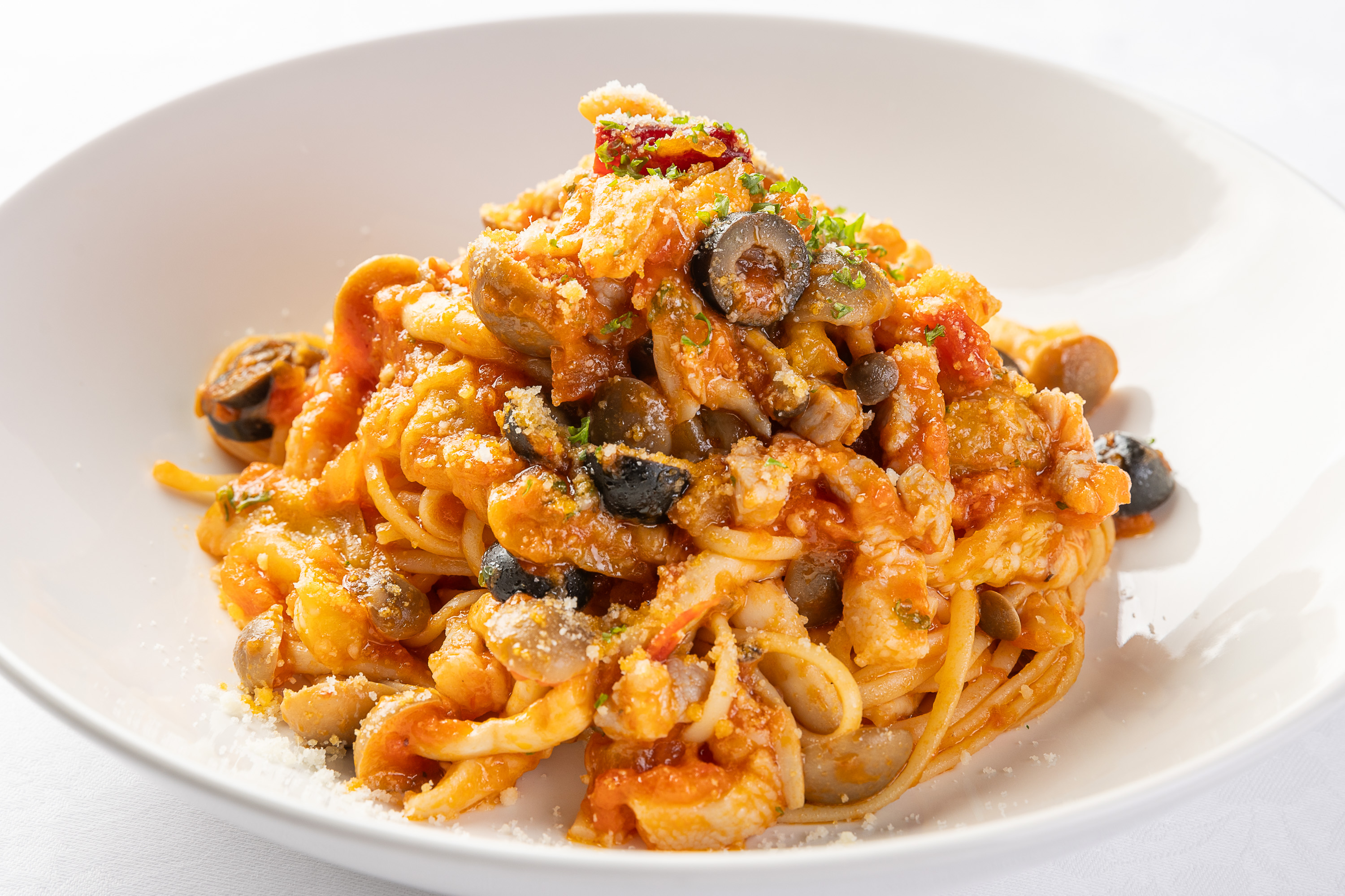 8月ランチメニュー★焼き茄子とパンチェッタ、オリーブのトマトパスタ