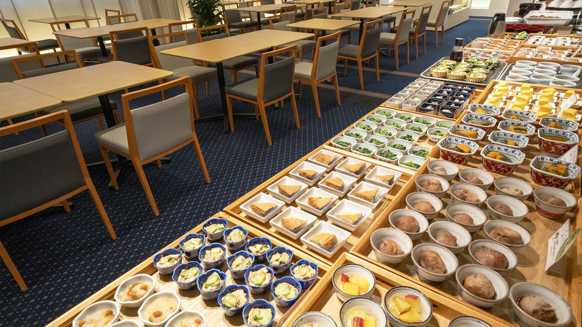 【朝食付き】スタンダードプラン　種類豊富な福井の郷土料理中心のお幸ざい小鉢バイキング
