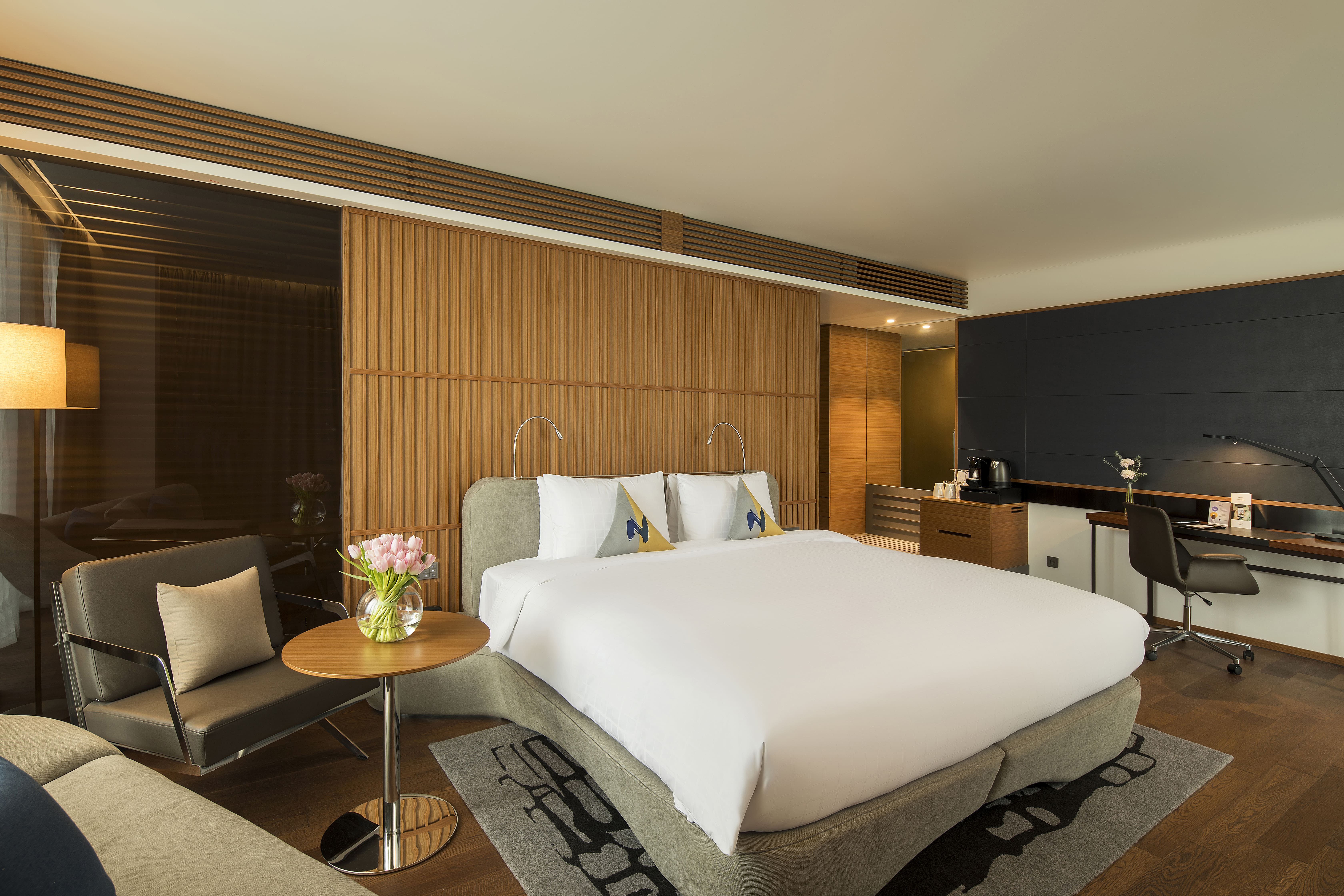 プレミアスイート