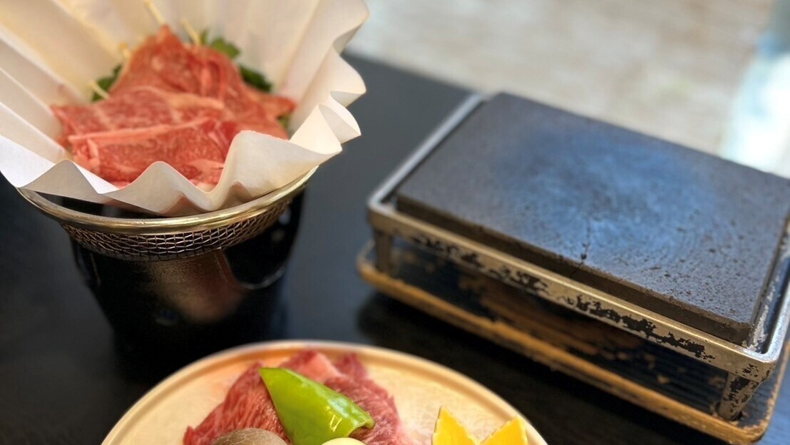 大和牛の石焼きとすき焼き