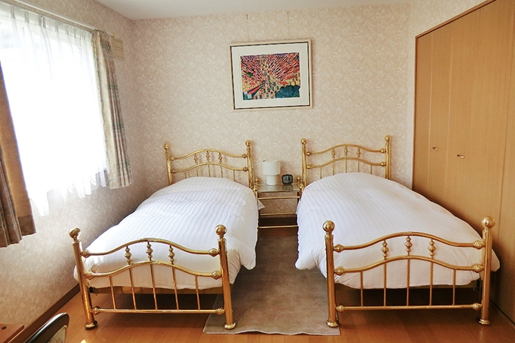 寝室ー1(3人部屋）