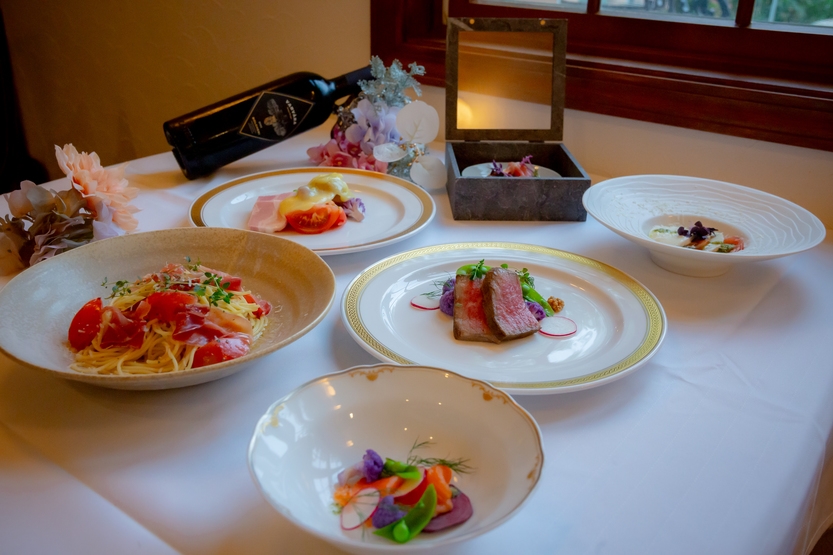 【アニバーサリー】大切な記念日を軽井沢で◇PORCO Dinoアニバーサリーコース＆お部屋朝食付き