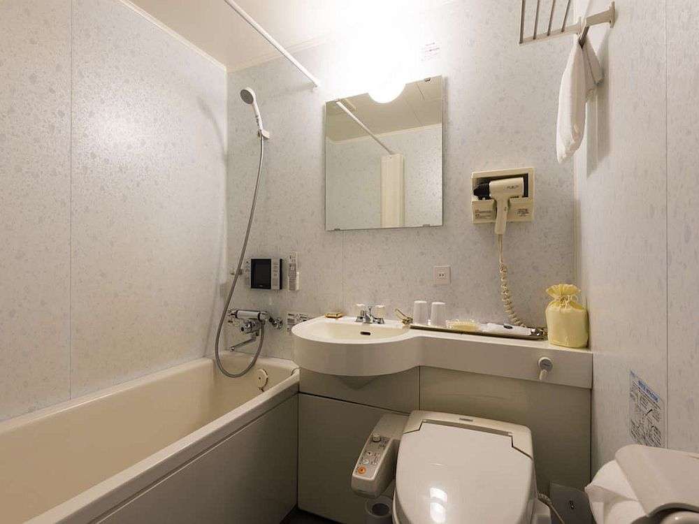 【浴室】ダブルルーム（２F）