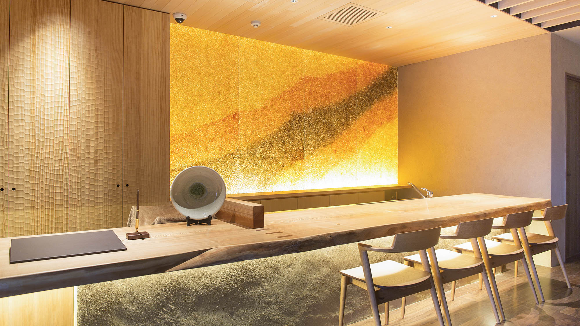 ・【フロント】観光案内などお気軽にお尋ねください