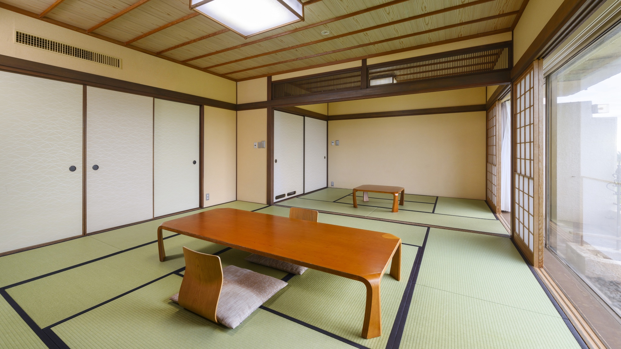 角島大橋側　特別和室　12.5畳+6畳（禁煙）