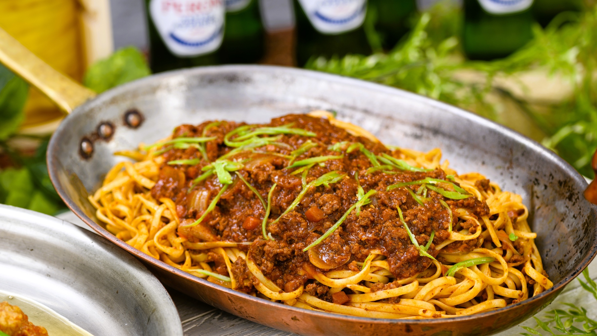 5/11～7/17期間「肉フェス」開催！【パスタボロネーゼ】