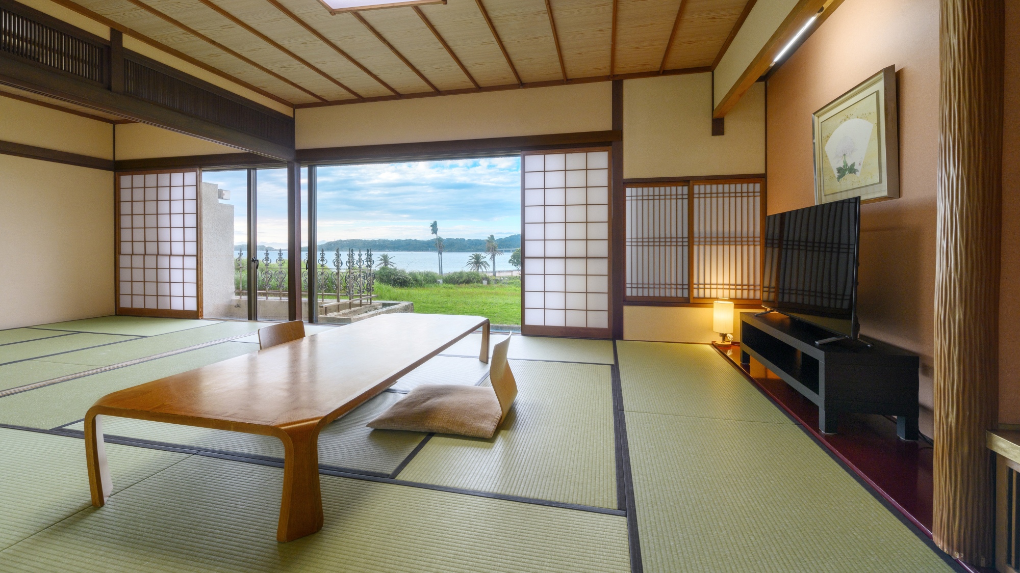 角島大橋側　特別和室　12.5畳+6畳（禁煙）