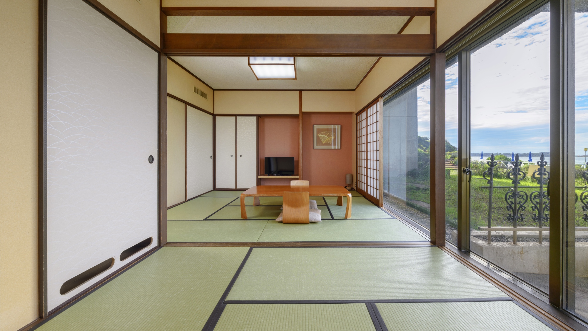 角島大橋側　二間和室　８畳＋4.5畳（禁煙）