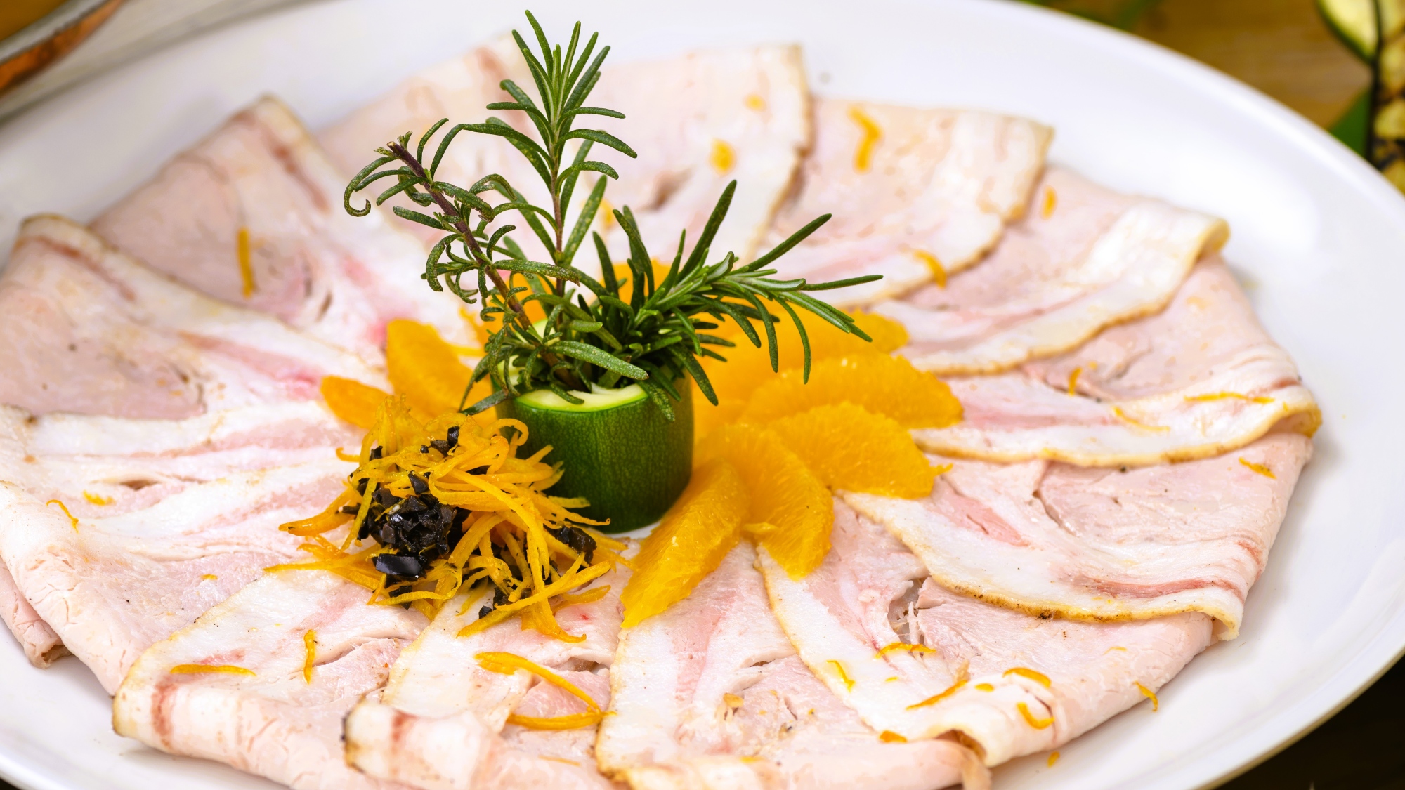 5/11～7/17期間「肉フェス」開催！【ローストポーク オレンジソース】