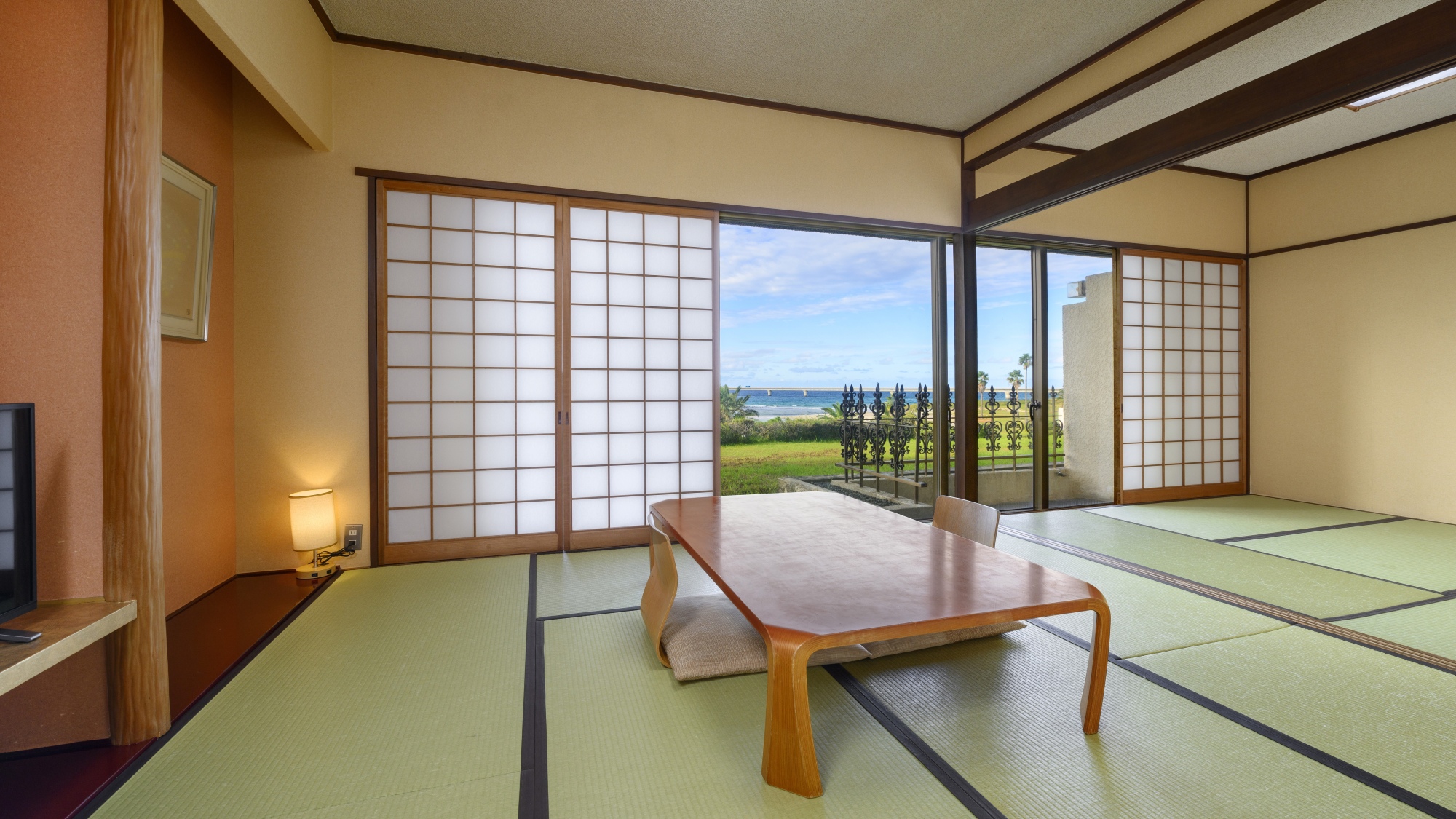 角島大橋側　二間和室　８畳＋4.5畳（禁煙）