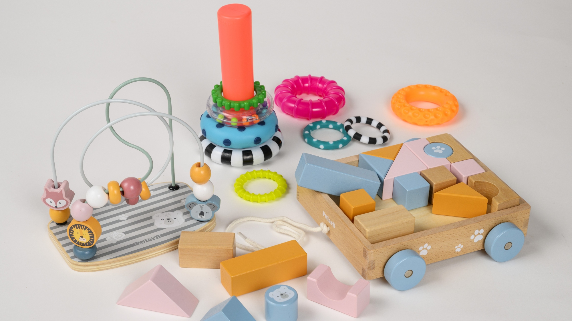 【ベビーフレンドリールーム備品】客室に知育玩具を取り揃えております