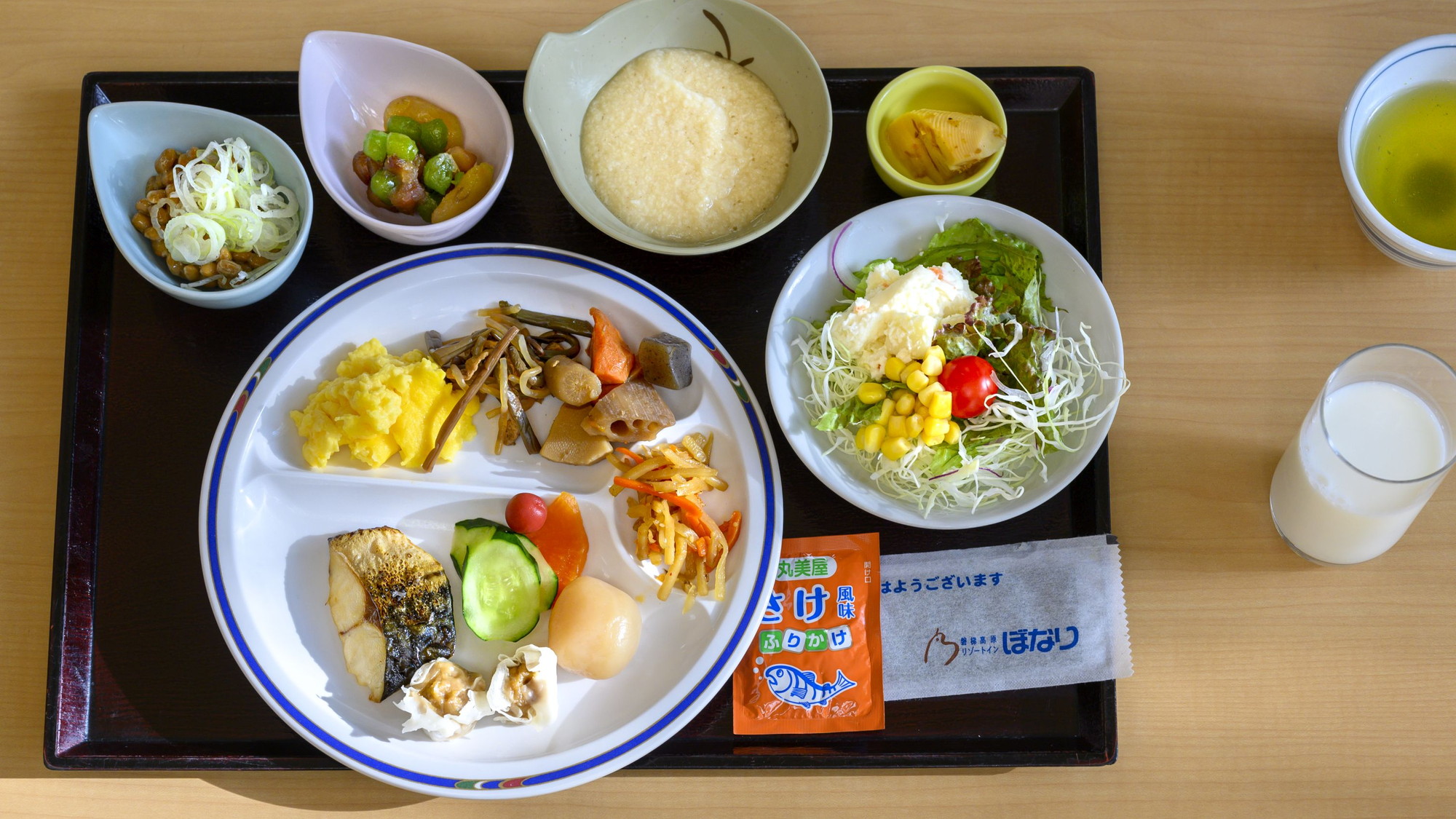 【朝食バイキング】和食セット一例。