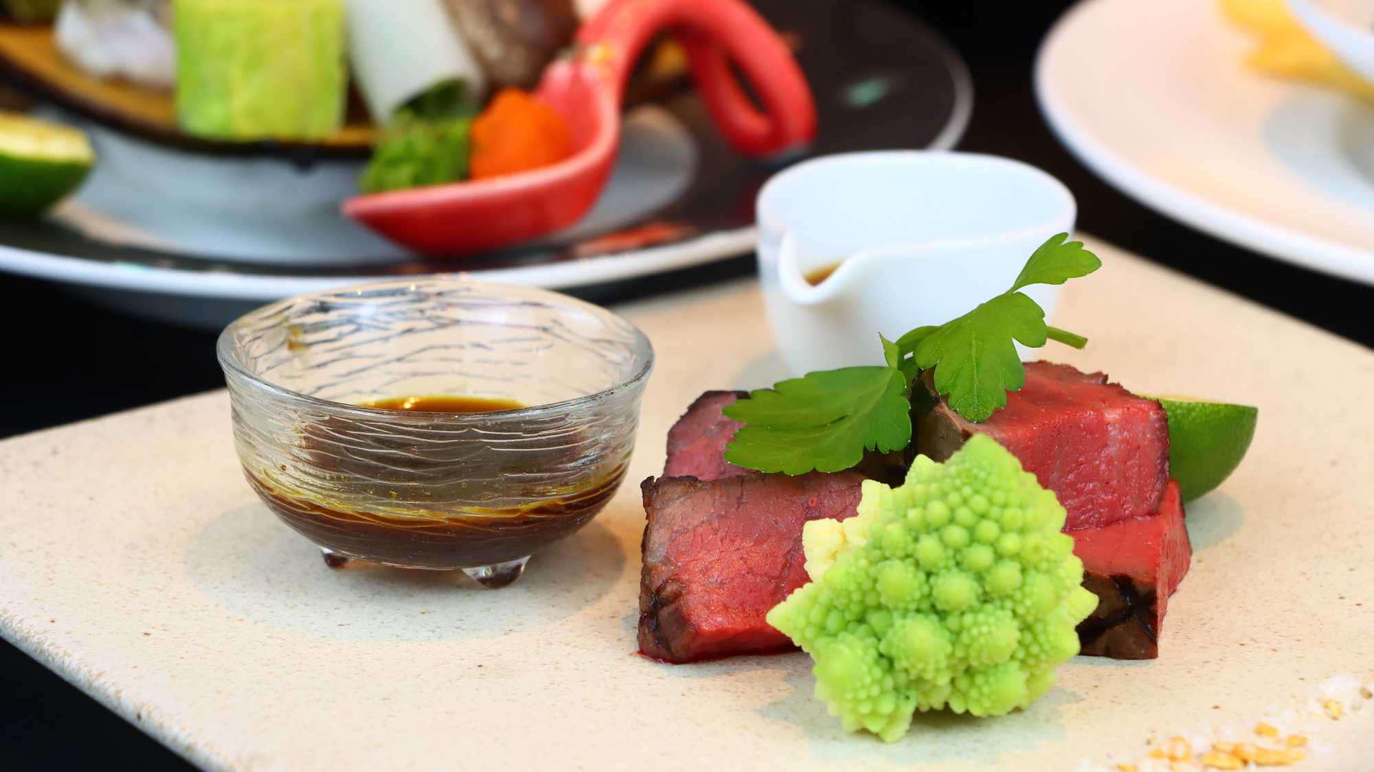 贅沢に、より熊本の食を愉しむ『グレードアップコース』～赤牛フィレ炭火焼～