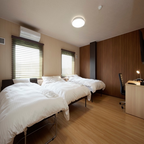 ◆ツインルーム（トリプル）◆24平米・ベッド幅120ｃｍ×2台+ベッド幅100ｃｍエキストラベッド