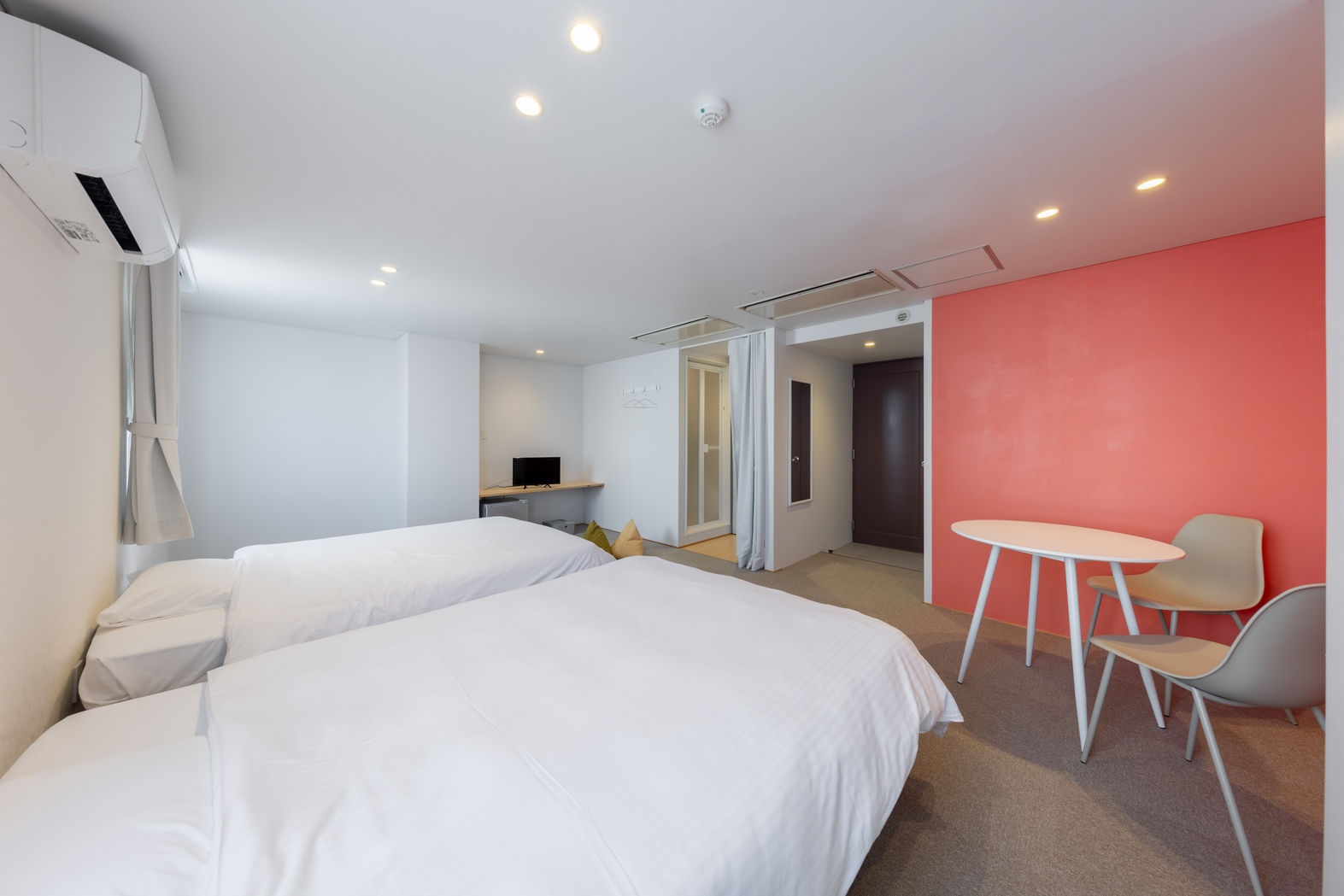 【基本プラン】金沢駅徒歩5分♪最大2名(ダブル2台ツインルーム）・Crasco旅音205号室